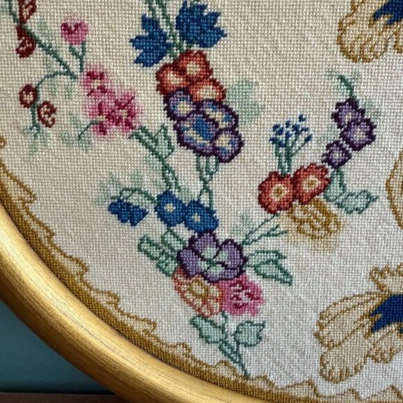 Vintage European Floral Needlepoint Art In Gold Round Frame - Picture 2 of 9